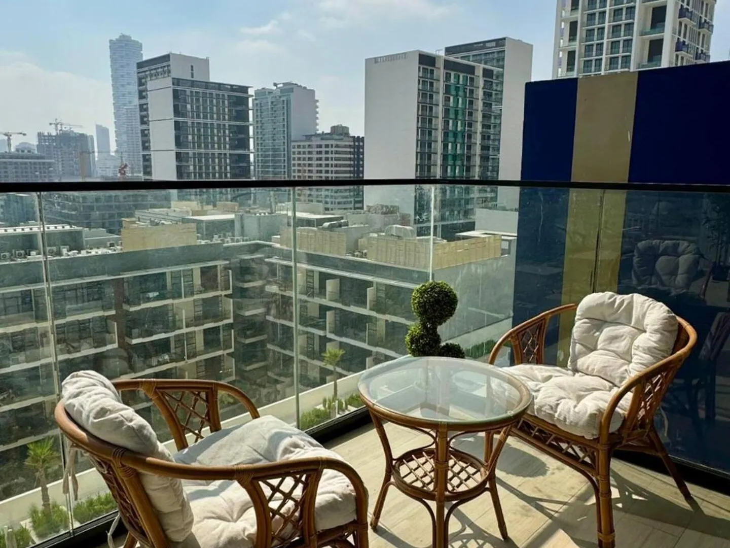 Trendy One Bedroom Apartment Dubai United Arab Emirates