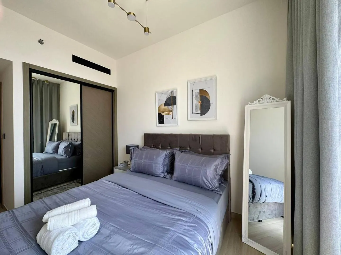 Trendy One Bedroom Apartment Dubai