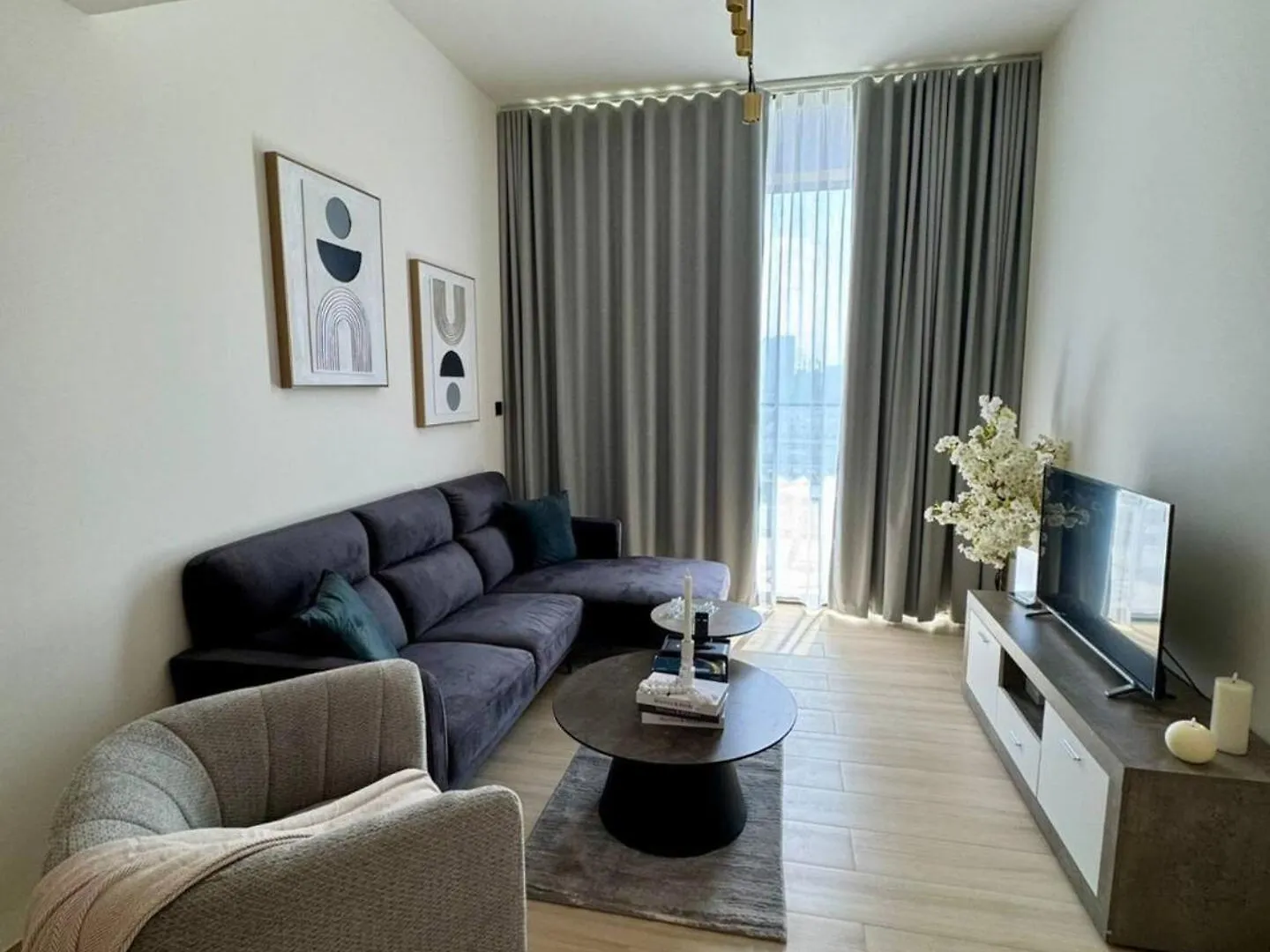 Trendy One Bedroom Apartment Dubai United Arab Emirates
